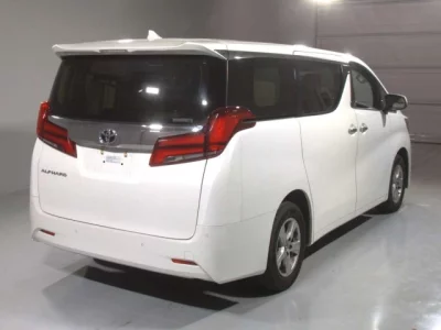Toyota ALPHARD  с аукциона в Японии