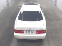 Toyota CELSIOR лот № 2045 оценка R  с аукциона в Японии 5