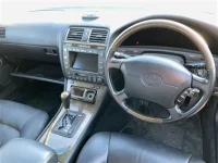 Toyota CELSIOR лот № 2045 оценка R  с аукциона в Японии 2