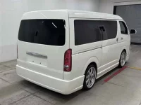 Toyota HIACE VAN лот № 20024 оценка 3.5  с аукциона в Японии 4