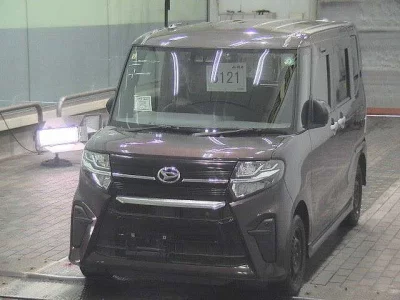 Daihatsu TANTO  с аукциона в Японии