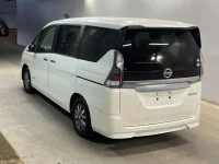 Nissan SERENA лот № 21 оценка 3.5  с аукциона в Японии 1