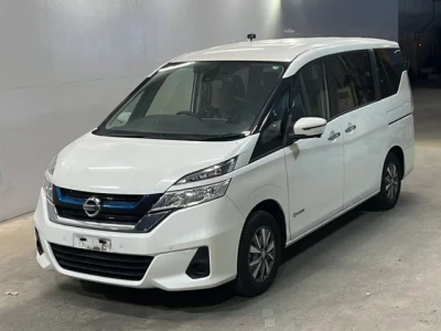 Nissan SERENA  с аукциона в Японии