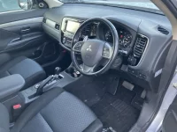 Mitsubishi OUTLANDER лот № 10057 оценка 3.5  с аукциона в Японии 7