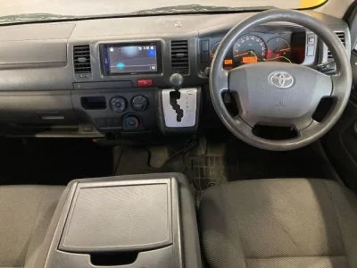 Toyota HIACE VAN  с аукциона в Японии