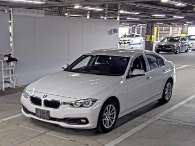 BMW 3-Series  с аукциона в Японии