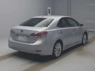 Lexus HS