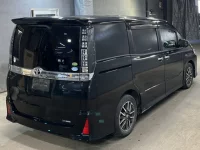 Toyota VOXY лот № 34 оценка R  с аукциона в Японии 4