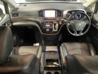 Nissan ELGRAND лот № 3004 оценка 3.5  с аукциона в Японии 2