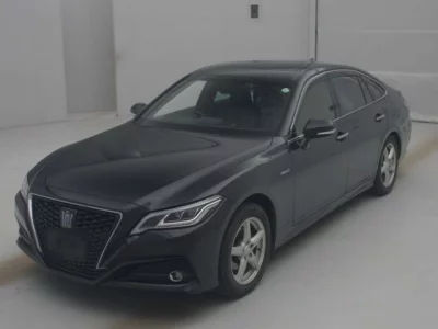 Toyota CROWN  с аукциона в Японии