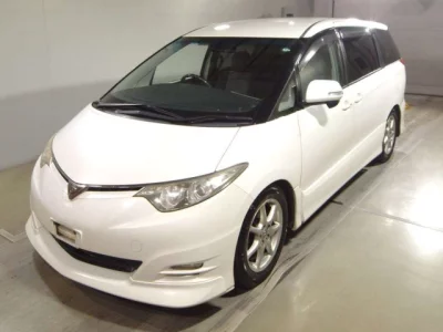 Toyota ESTIMA  с аукциона в Японии