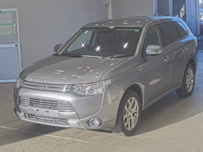 Mitsubishi OUTLANDER PHEV