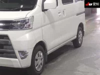 Daihatsu HIJET VAN лот № 2738 оценка 4.5  с аукциона в Японии 6