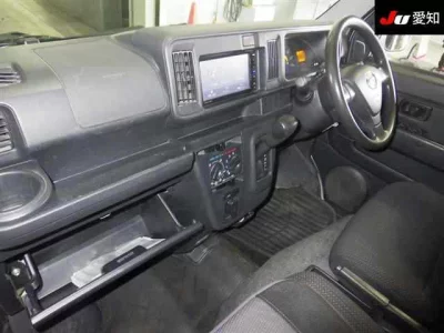 Daihatsu HIJET VAN  с аукциона в Японии