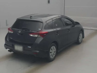Toyota AURIS  с аукциона в Японии