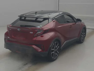 Toyota C-HR  с аукциона в Японии