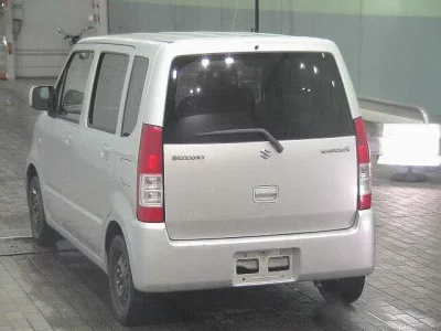 Suzuki WAGON R  с аукциона в Японии