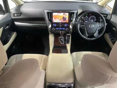 Toyota VELLFIRE  с аукциона в Японии