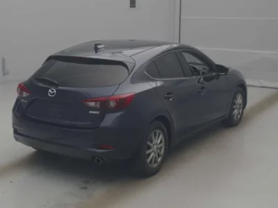 Mazda AXELA  с аукциона в Японии