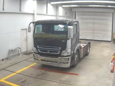 Mitsubishi FUSO TRUCK  с аукциона в Японии