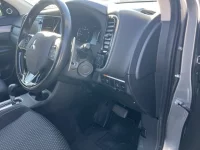 Mitsubishi OUTLANDER лот № 10094 оценка 3  с аукциона в Японии 5