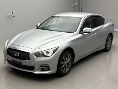 Nissan SKYLINE  с аукциона в Японии