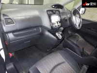 Nissan SERENA лот № 3057 оценка 3  с аукциона в Японии 2