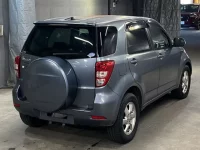 Toyota RUSH лот № 90 оценка R  с аукциона в Японии 4