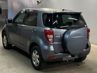 Toyota RUSH лот № 90 оценка R  с аукциона в Японии 1