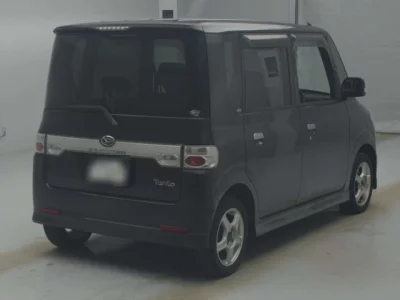 Daihatsu TANTO  с аукциона в Японии