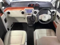 Toyota PORTE лот № 3035 оценка 3.5  с аукциона в Японии 2