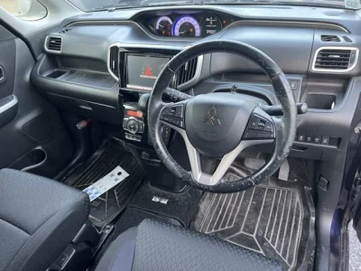 Mitsubishi DELICA D2  с аукциона в Японии