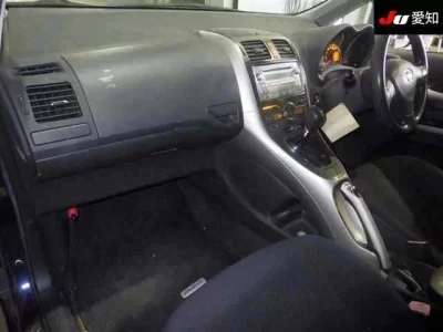 Toyota AURIS  с аукциона в Японии