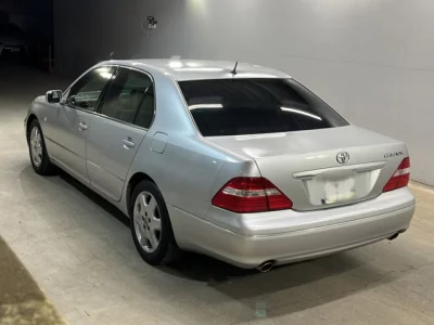 Toyota CELSIOR  с аукциона в Японии