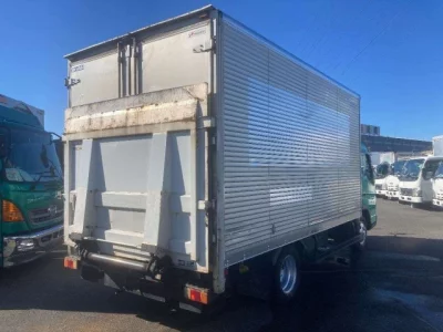 Mitsubishi CANTER  с аукциона в Японии