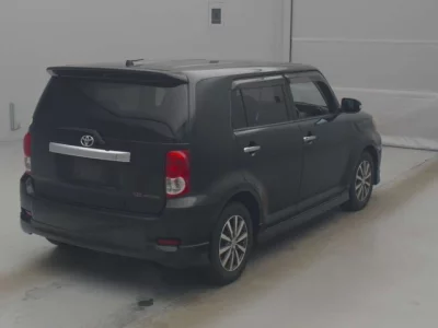 Toyota COROLLA RUMION  с аукциона в Японии