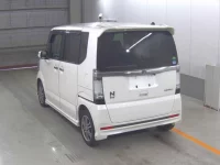 Honda N BOX лот № 3007 оценка 4  с аукциона в Японии 1