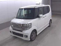 Honda N BOX лот № 3007 оценка 4  с аукциона в Японии 2
