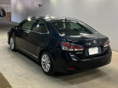 Lexus HS