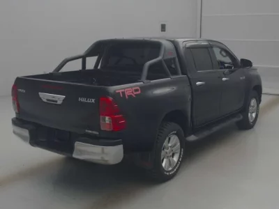Toyota HILUX  с аукциона в Японии