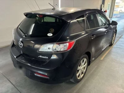 Mazda AXELA  с аукциона в Японии