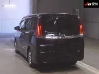 Toyota NOAH лот № 3075 оценка 4.5  с аукциона в Японии 1