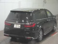 Honda ODYSSEY лот № 2003 оценка 4.5  с аукциона в Японии 3