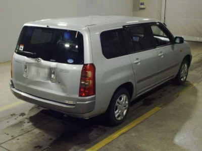 Toyota SUCCEED  с аукциона в Японии