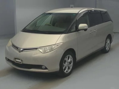 Toyota ESTIMA  с аукциона в Японии