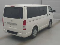 Toyota REGIUS ACE VAN лот № 76008 оценка 3  с аукциона в Японии 1