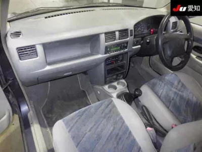 Mazda DEMIO  с аукциона в Японии