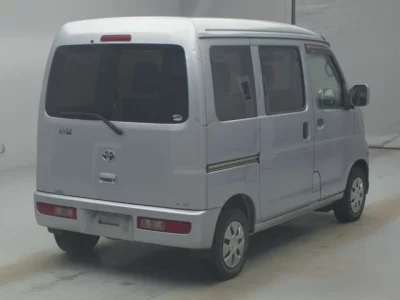 Toyota PIXIS VAN  с аукциона в Японии