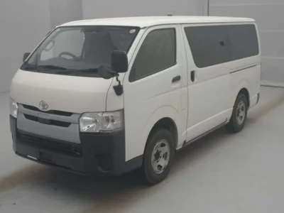 Toyota HIACE VAN  с аукциона в Японии