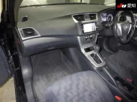 Nissan SYLPHY лот № 30112 оценка 3.5  с аукциона в Японии 2